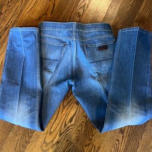 Men’s Wrangler retro slim straight jeans